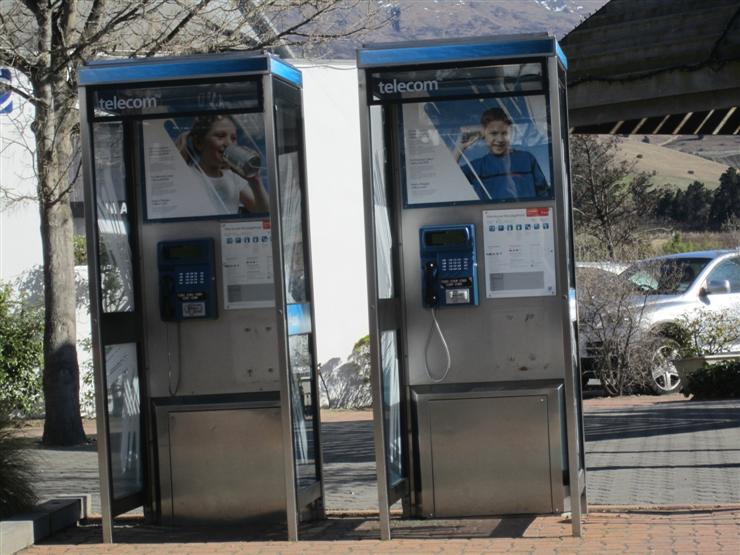 Telephone boxes in NZ come in one design. How dull